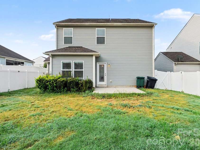128 Sutters Mill Drive, Troutman, NC 28166.  MLS# CAR4414682, YatesRealty ID 44912. 