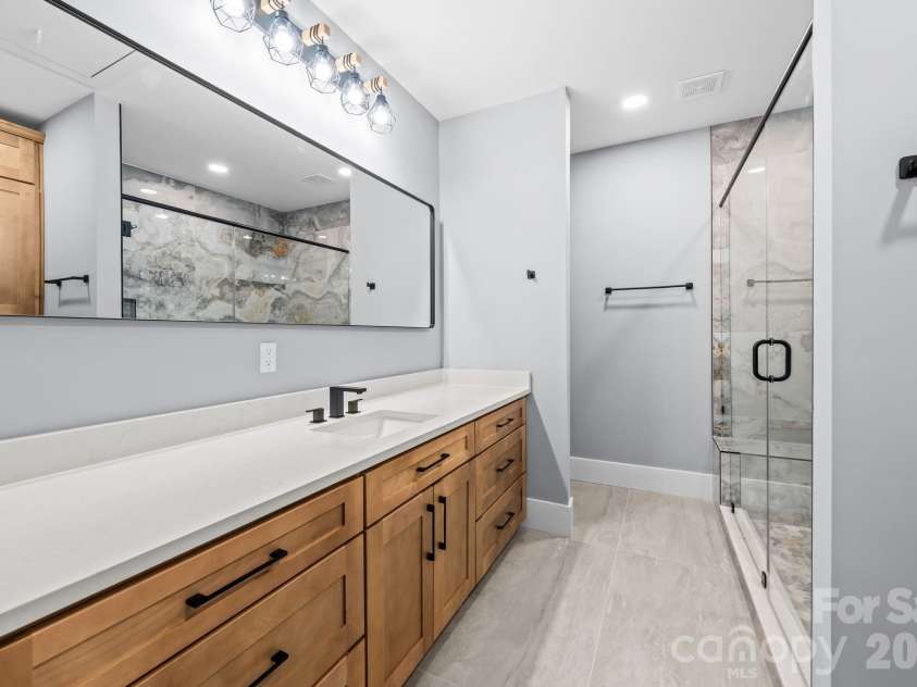 8941 Blair Road, Charlotte, NC 28227.  MLS# CAR4415120, YatesRealty ID 44913. 