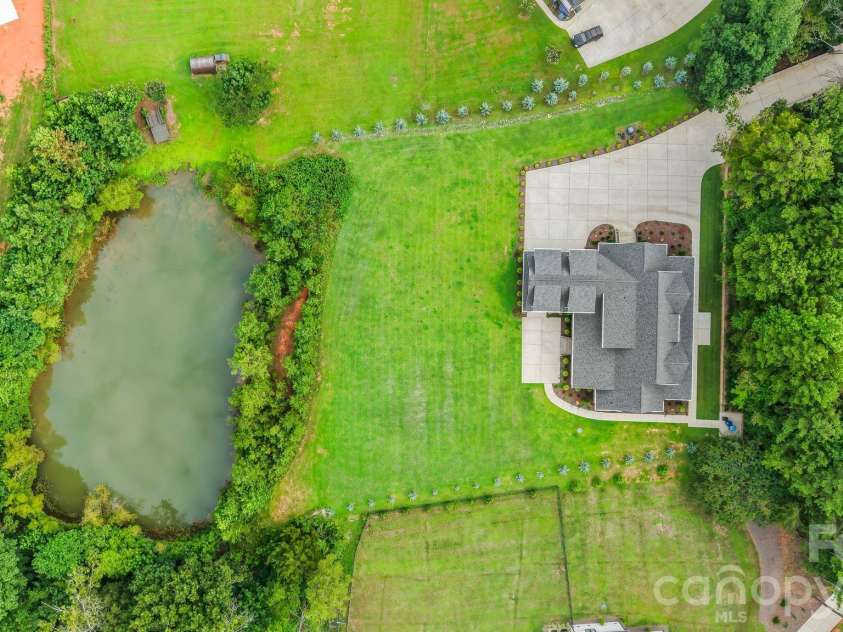 8941 Blair Road, Charlotte, NC 28227.  MLS# CAR4415120, YatesRealty ID 44913. 