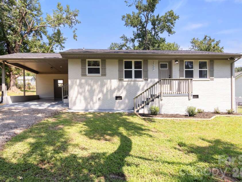 2325 Fowler Street, Kannapolis, NC 28083.  MLS# CAR4388762, YatesRealty ID 44914. 