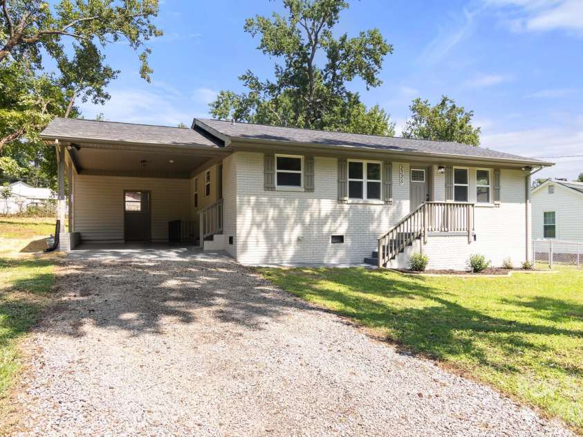 2325 Fowler Street, Kannapolis, NC 28083.  MLS# CAR4388762, YatesRealty ID 44914. 