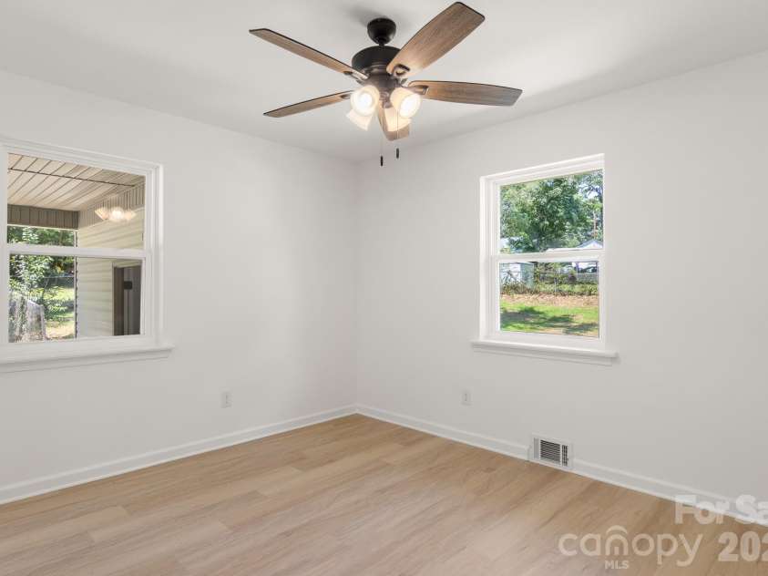 2325 Fowler Street, Kannapolis, NC 28083.  MLS# CAR4388762, YatesRealty ID 44914. 