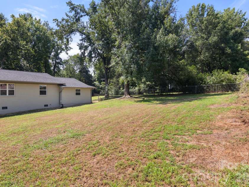 2325 Fowler Street, Kannapolis, NC 28083.  MLS# CAR4388762, YatesRealty ID 44914. 