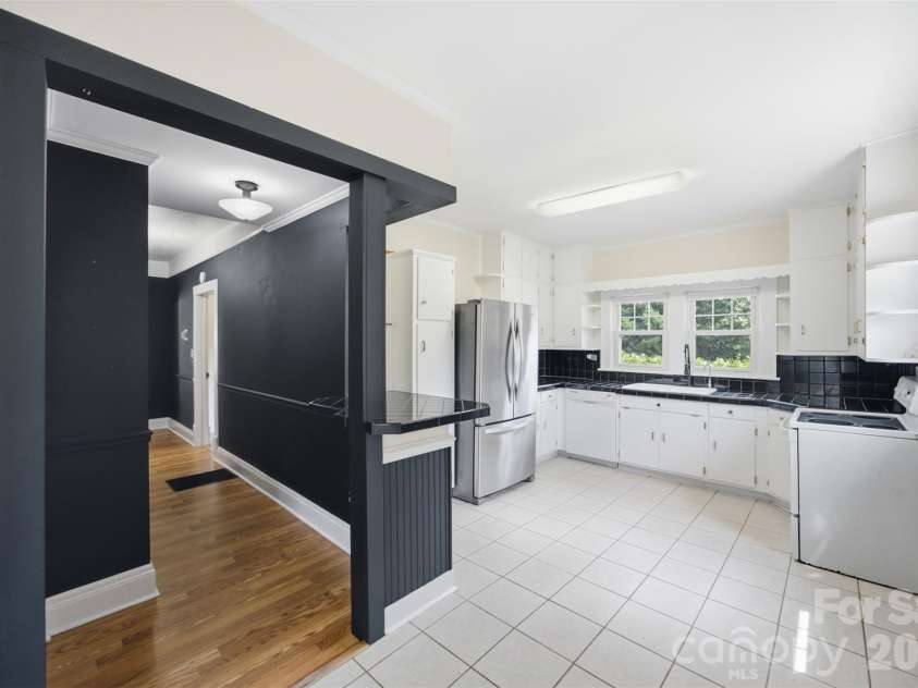 101 Sunset Drive, Stanley, NC 28164.  MLS# CAR4412993, YatesRealty ID 44915. 