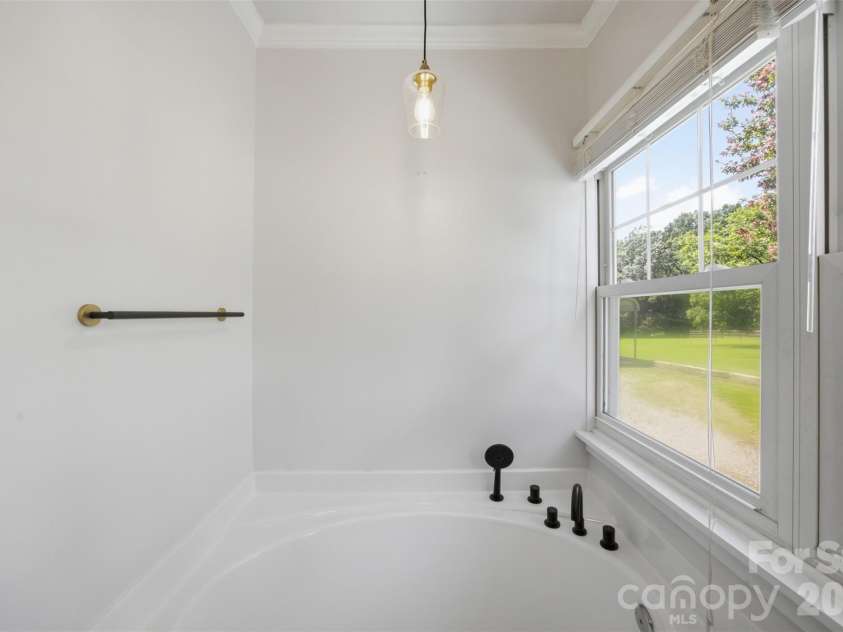 101 Sunset Drive, Stanley, NC 28164.  MLS# CAR4412993, YatesRealty ID 44915. 