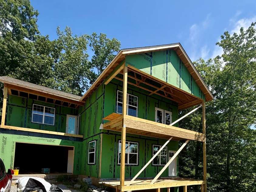 23 Village Overlook Loop, Swannanoa, NC 28778.  MLS# CAR4403854, YatesRealty ID 44921. 