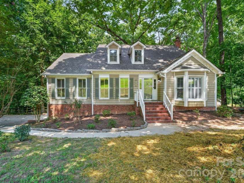 1472 Old Tara Lane, Fort Mill, SC 29708.  MLS# CAR4415469, YatesRealty ID 44922. 