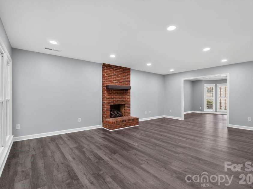 1472 Old Tara Lane, Fort Mill, SC 29708.  MLS# CAR4415469, YatesRealty ID 44922. 