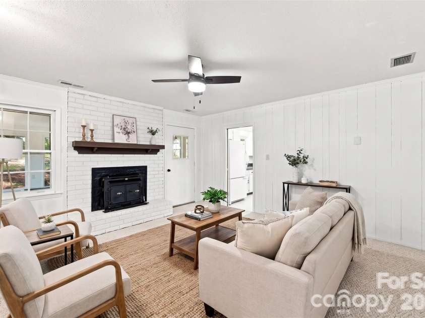 1045 Magnolia Street, Mooresville, NC 28115.  MLS# CAR4414717, YatesRealty ID 44923. Virtually Staged