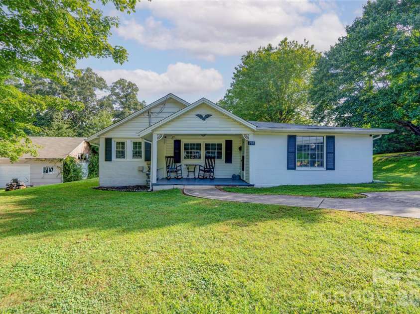 218 Oxford Street, Spindale, NC 28160.  MLS# CAR4414894, YatesRealty ID 44929. Front