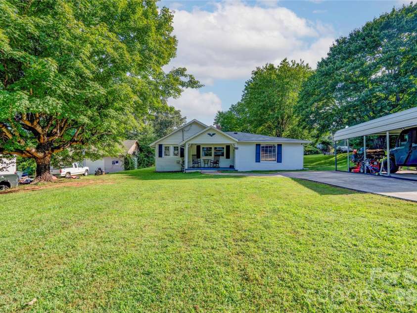 218 Oxford Street, Spindale, NC 28160.  MLS# CAR4414894, YatesRealty ID 44929. Front