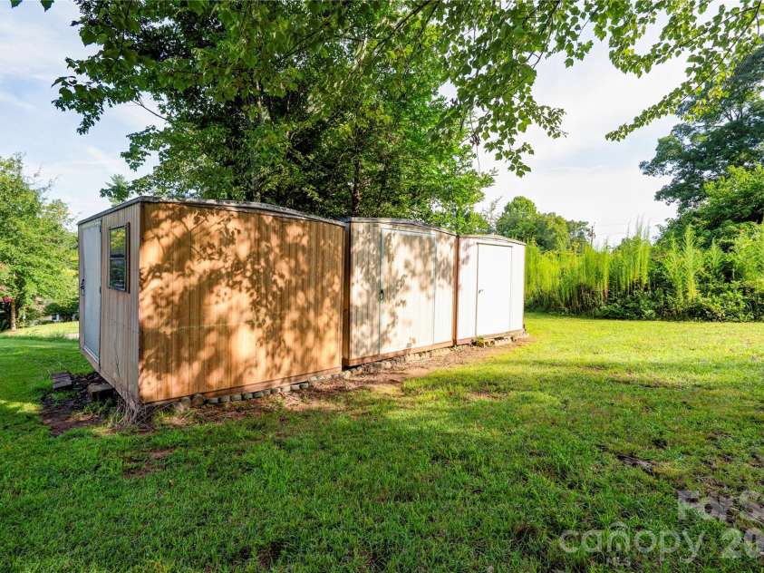 218 Oxford Street, Spindale, NC 28160.  MLS# CAR4414894, YatesRealty ID 44929. Storage Building