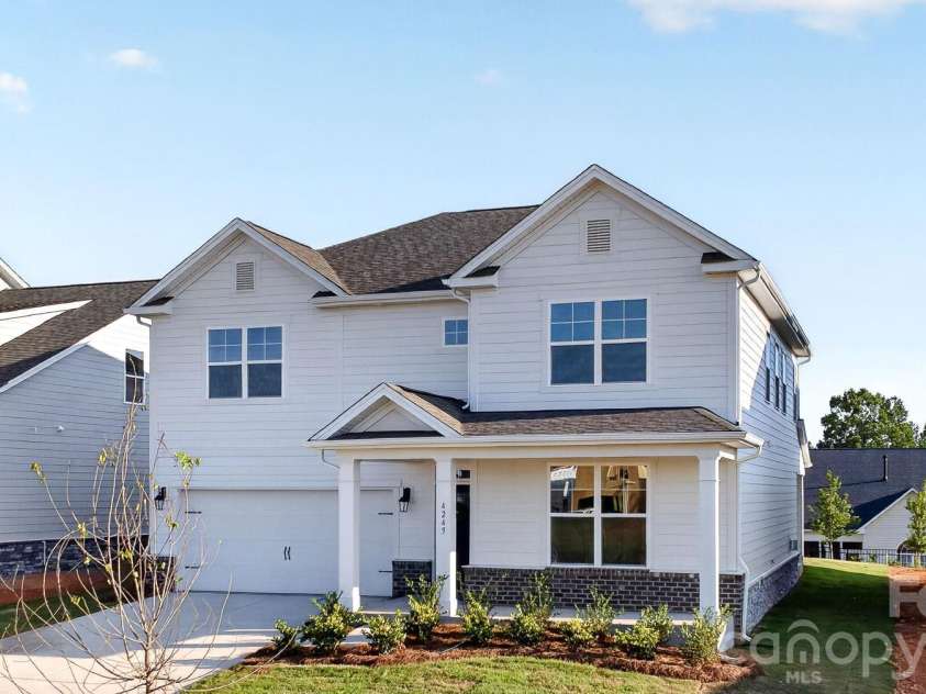 4249 Round Table Drive, Gastonia, NC 28056.  MLS# CAR4358554, YatesRealty ID 4493. 