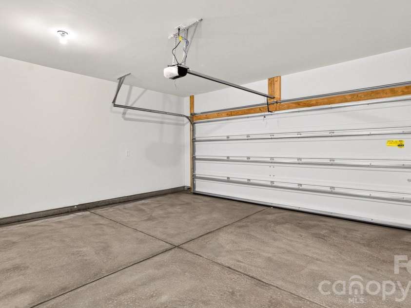 4249 Round Table Drive, Gastonia, NC 28056.  MLS# CAR4358554, YatesRealty ID 4493. 
