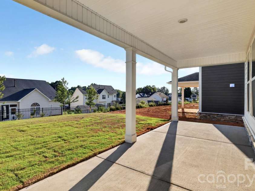 4249 Round Table Drive, Gastonia, NC 28056.  MLS# CAR4358554, YatesRealty ID 4493. 