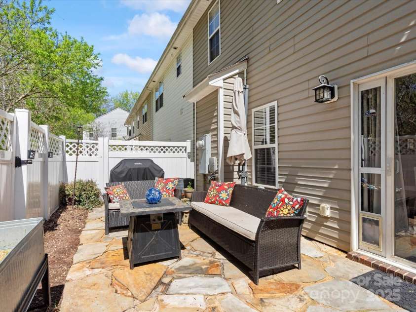 475 Delta Drive, Fort Mill, SC 29715.  MLS# CAR4242061, YatesRealty ID 4493. 