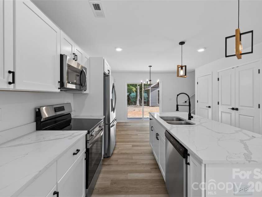 2036 Jack Robertson Lane, Lancaster, SC 29720.  MLS# CAR4413710, YatesRealty ID 44930. 