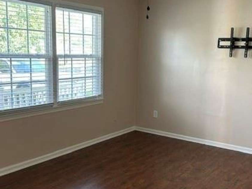 3616 Fagan Way, Charlotte, NC 28216.  MLS# CAR4415425, YatesRealty ID 44931. 
