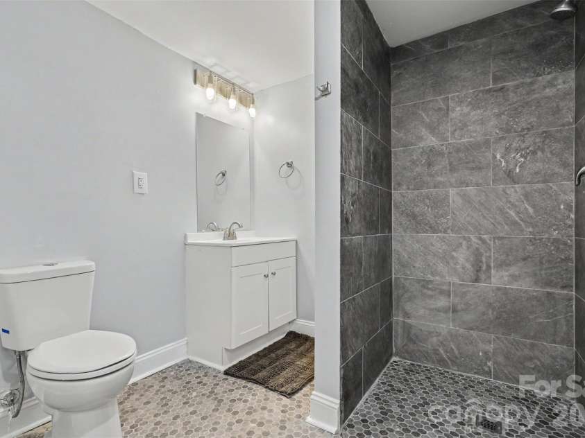 6917 Navajo Trail, Sherrills Ford, NC 28673.  MLS# CAR4394650, YatesRealty ID 44932. 3rd bathroom