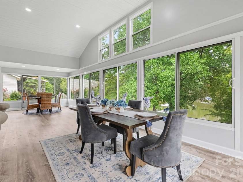 6917 Navajo Trail, Sherrills Ford, NC 28673.  MLS# CAR4394650, YatesRealty ID 44932. 