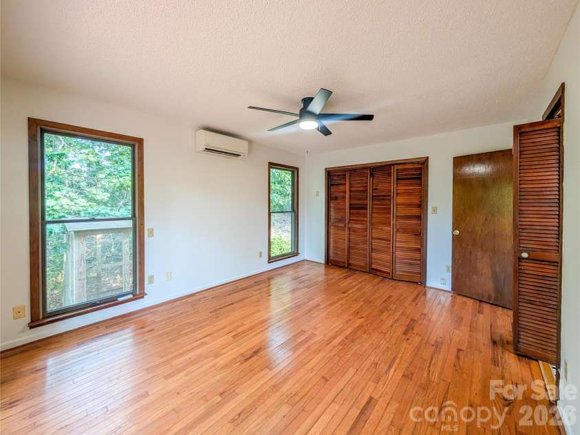 328 Wooded Valley Lane, Burnsville, NC 28714.  MLS# CAR4409092, YatesRealty ID 44933. 