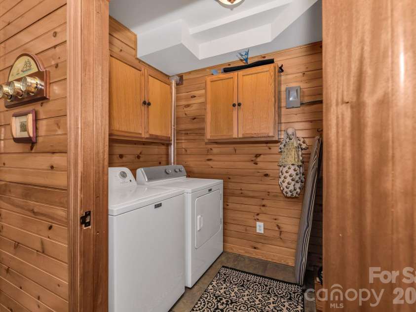 1070 Kindle Creek Drive, Ferguson, NC 28624.  MLS# CAR4415419, YatesRealty ID 44934. 