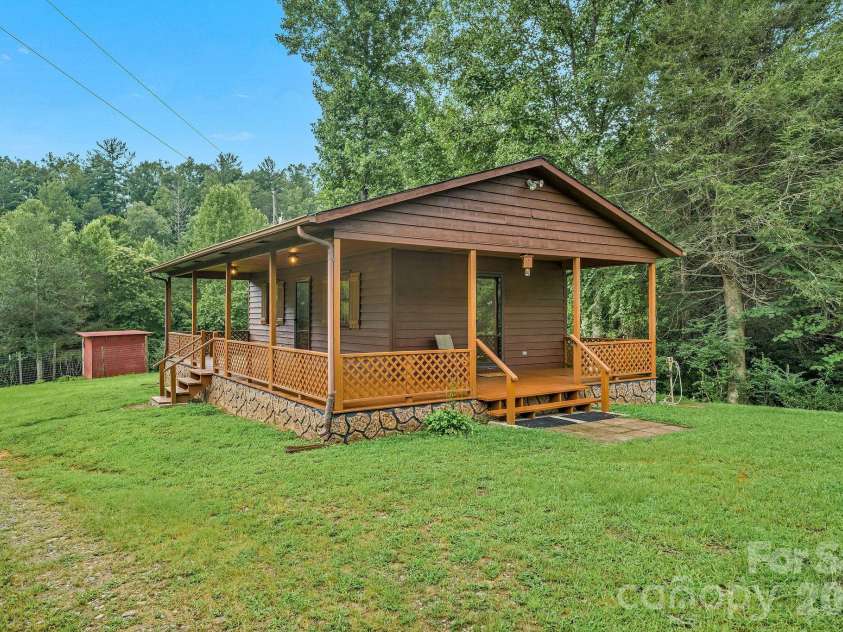 1070 Kindle Creek Drive, Ferguson, NC 28624.  MLS# CAR4415419, YatesRealty ID 44934. 