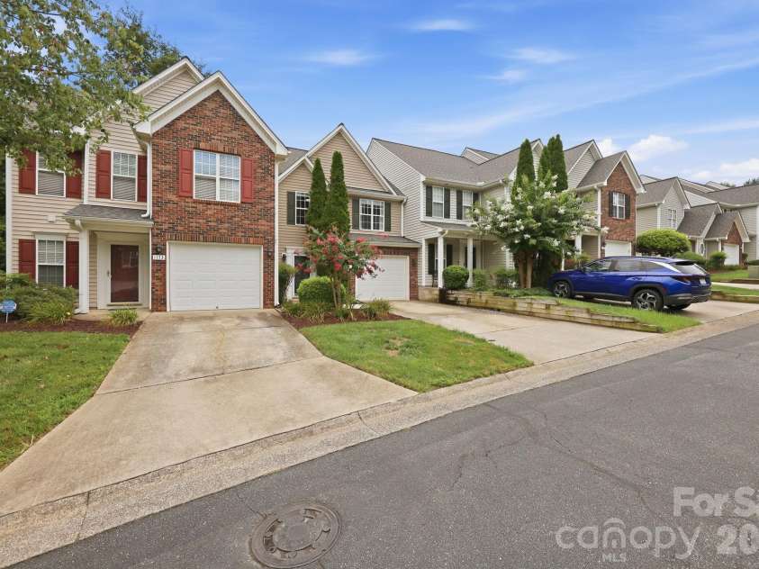1169 Academic Drive, Winston Salem, NC 27106.  MLS# CAR4415445, YatesRealty ID 44935. 