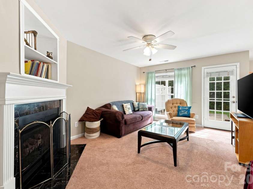 1169 Academic Drive, Winston Salem, NC 27106.  MLS# CAR4415445, YatesRealty ID 44935. 