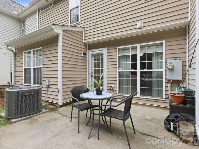 1169 Academic Drive, Winston Salem, NC 27106.  MLS# CAR4415445, YatesRealty ID 44935. 