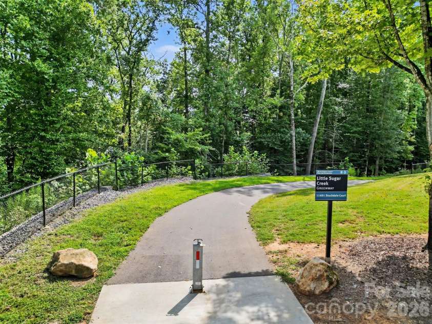 12058 Stratfield Place Circle, Pineville, NC 28134.  MLS# CAR4414924, YatesRealty ID 44936. 