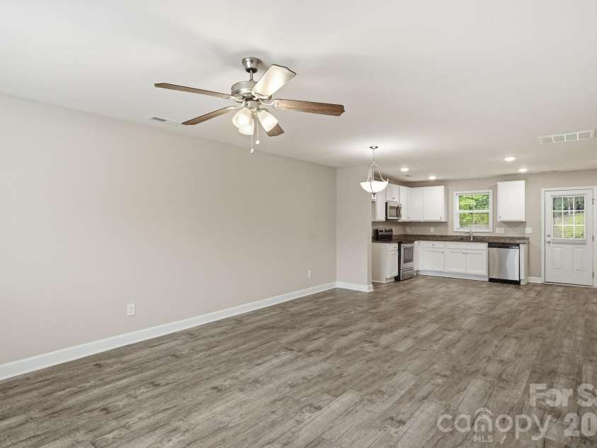 155 Mckinnon Avenue, Concord, NC 28025.  MLS# CAR4415280, YatesRealty ID 44937. 