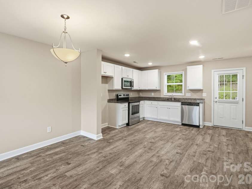 155 Mckinnon Avenue, Concord, NC 28025.  MLS# CAR4415280, YatesRealty ID 44937. 