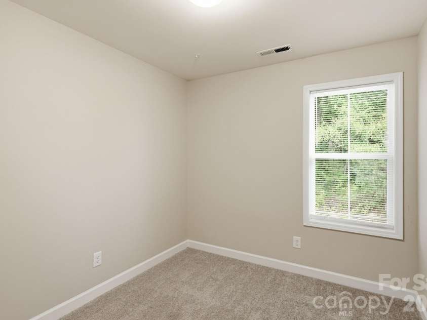 155 Mckinnon Avenue, Concord, NC 28025.  MLS# CAR4415280, YatesRealty ID 44937. 