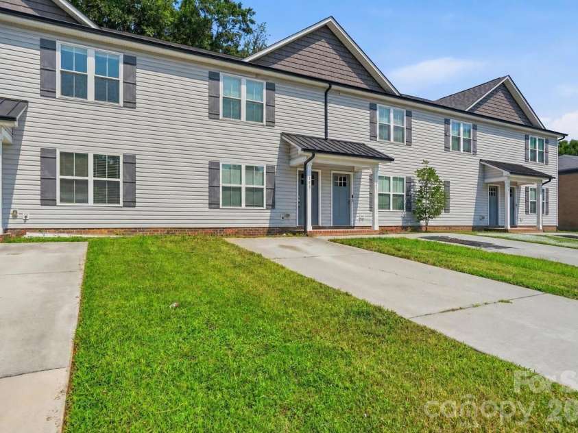 155 Mckinnon Avenue, Concord, NC 28025.  MLS# CAR4415280, YatesRealty ID 44937. 