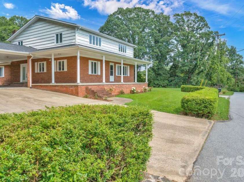 490 Morehead Road, Marion, NC 28752.  MLS# CAR4415496, YatesRealty ID 44938. 