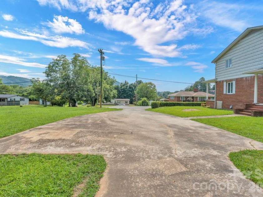 490 Morehead Road, Marion, NC 28752.  MLS# CAR4415496, YatesRealty ID 44938. 