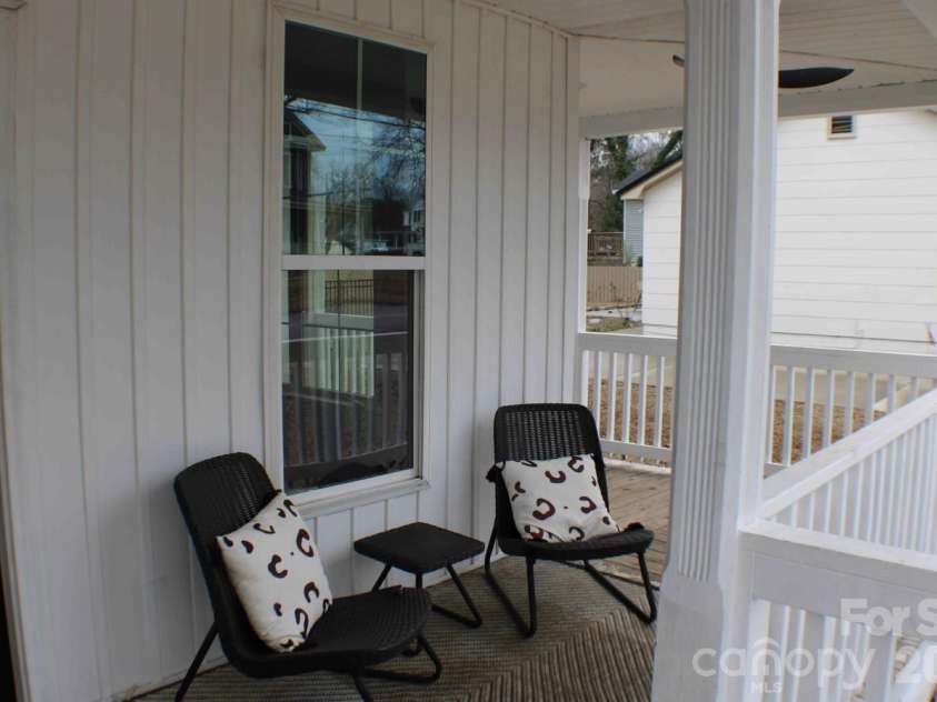 128 College Street, Chester, SC 29706.  MLS# CAR4345939, YatesRealty ID 4494. 