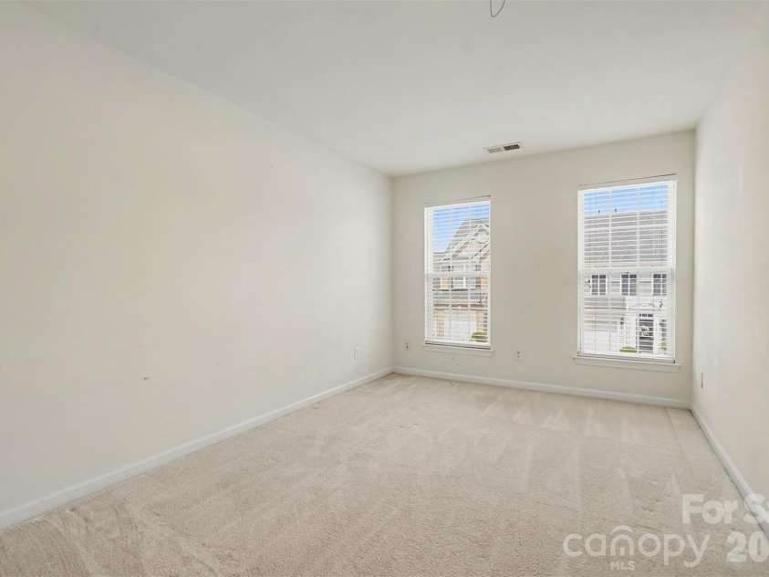 12111 Windy Rock Way, Charlotte, NC 28273.  MLS# CAR4415294, YatesRealty ID 44941. Secondary Bedroom
