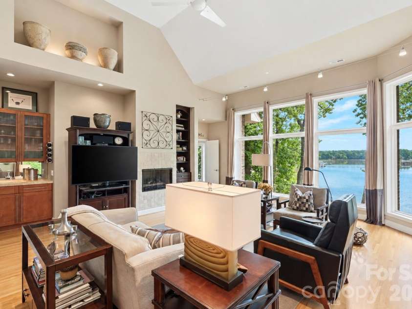 1075 Lakefront Woods Drive, Belmont, NC 28012.  MLS# CAR4402621, YatesRealty ID 44942. 