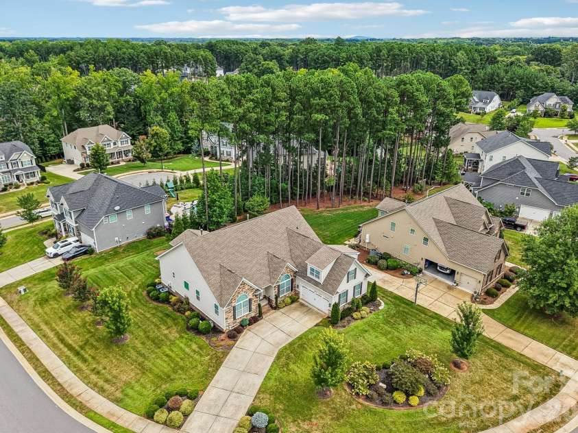 142 Butler Drive, Mooresville, NC 28115.  MLS# CAR4414410, YatesRealty ID 44946. 