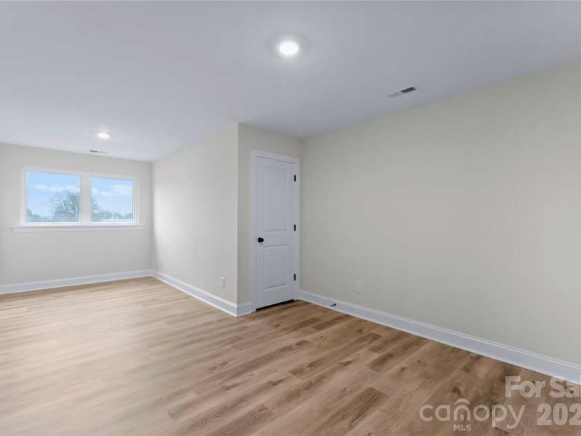 3216 Riley Avenue, Charlotte, NC 28269.  MLS# CAR4414143, YatesRealty ID 44949. 