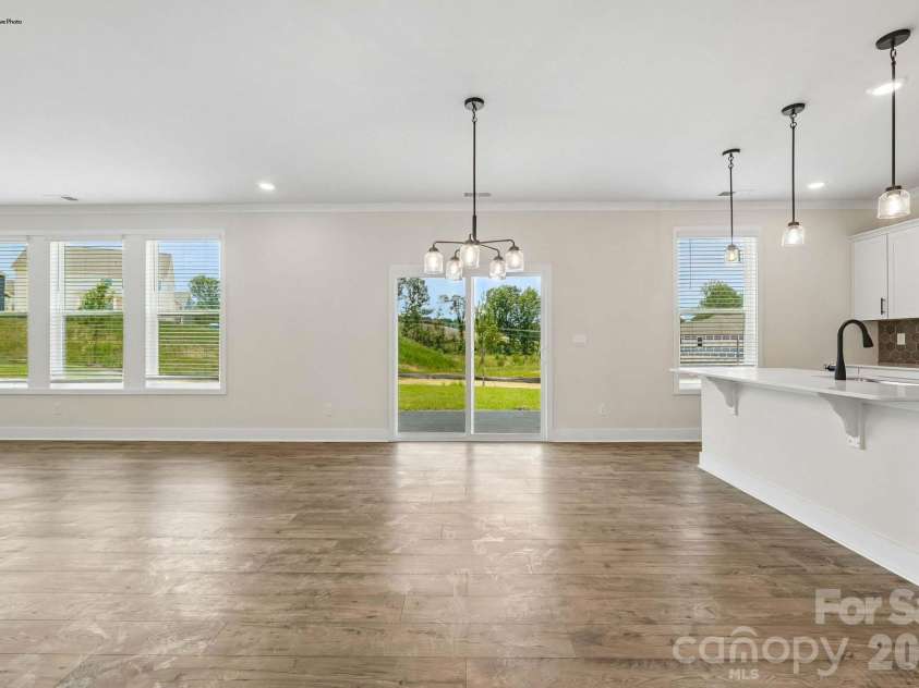 4231 Round Table Drive, Gastonia, NC 28056.  MLS# CAR4346201, YatesRealty ID 4495. 