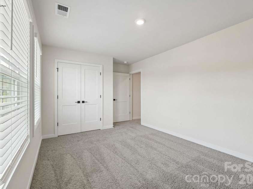 4231 Round Table Drive, Gastonia, NC 28056.  MLS# CAR4346201, YatesRealty ID 4495. 
