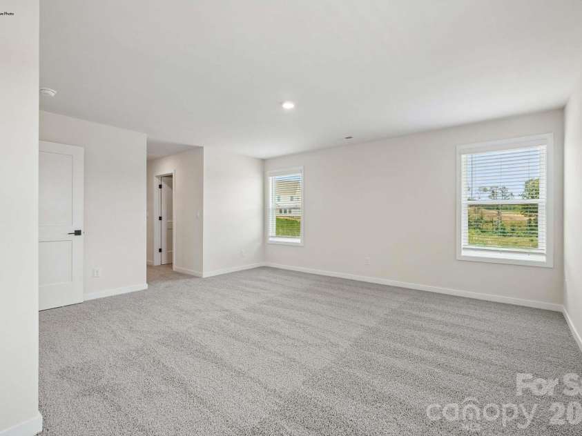 4231 Round Table Drive, Gastonia, NC 28056.  MLS# CAR4346201, YatesRealty ID 4495. 