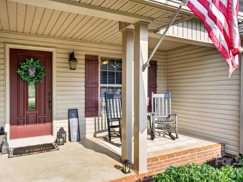 846 Affirmed Drive, Boiling Springs, SC 29316.  MLS# CAR4414338, YatesRealty ID 44951. 