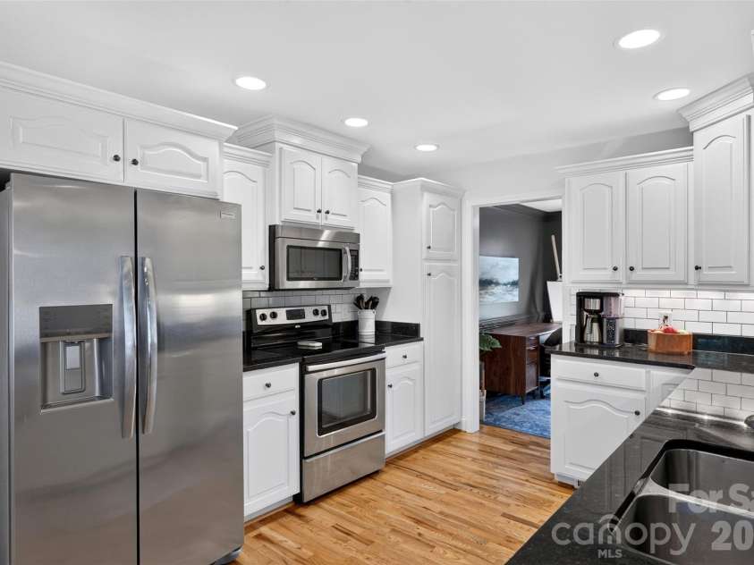 846 Affirmed Drive, Boiling Springs, SC 29316.  MLS# CAR4414338, YatesRealty ID 44951. 