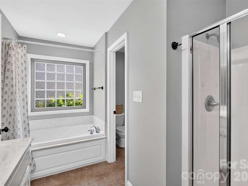 846 Affirmed Drive, Boiling Springs, SC 29316.  MLS# CAR4414338, YatesRealty ID 44951. 