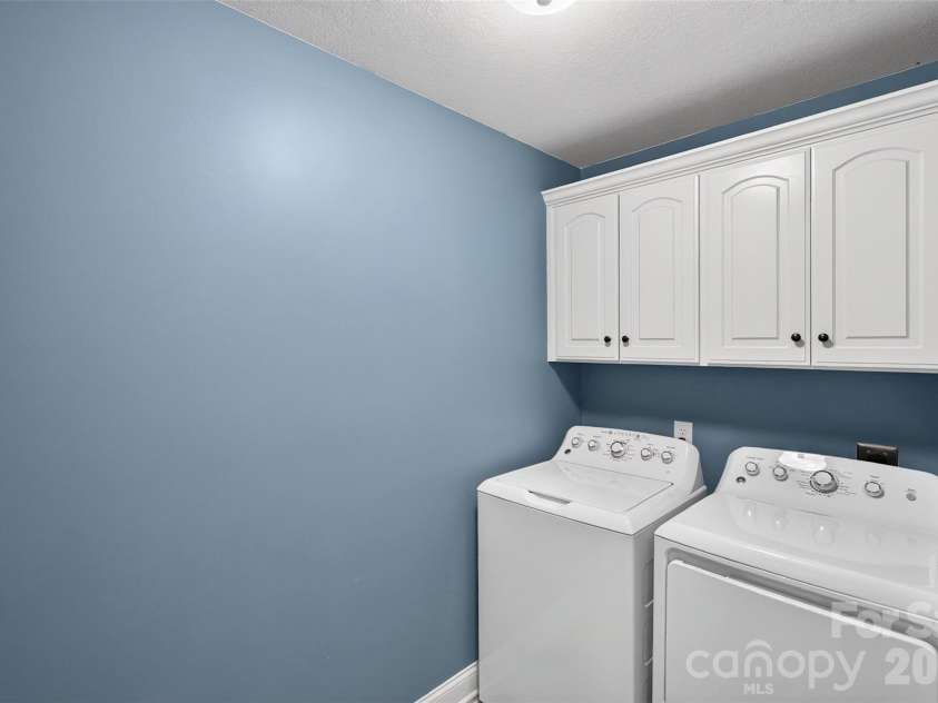 846 Affirmed Drive, Boiling Springs, SC 29316.  MLS# CAR4414338, YatesRealty ID 44951. 