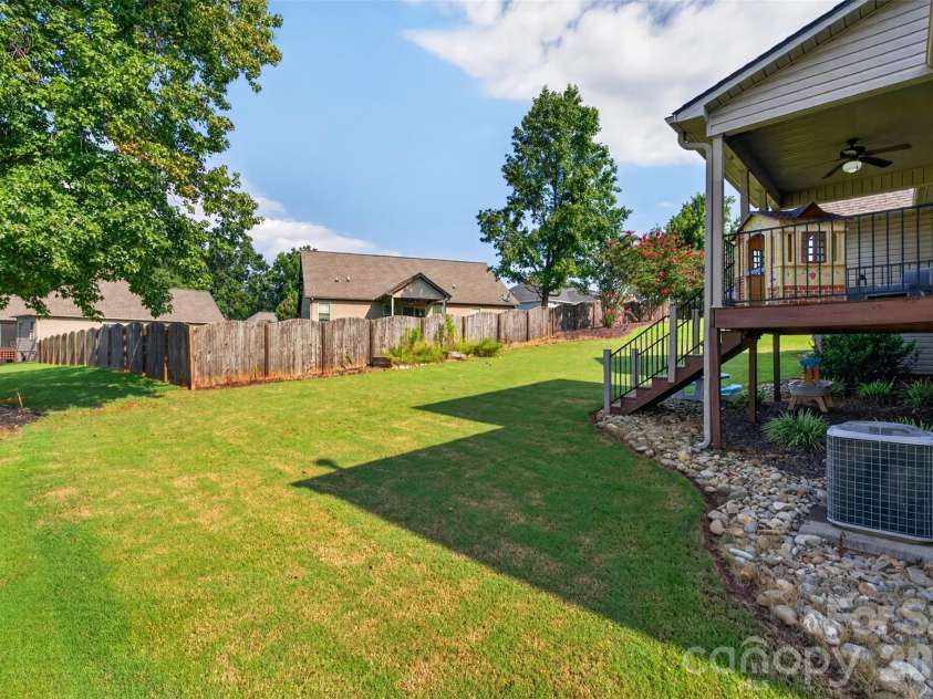 846 Affirmed Drive, Boiling Springs, SC 29316.  MLS# CAR4414338, YatesRealty ID 44951. 